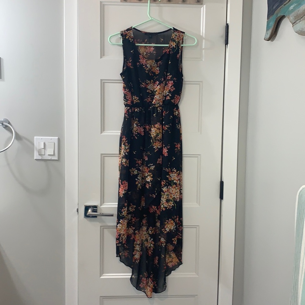 Flowered cocktail dress